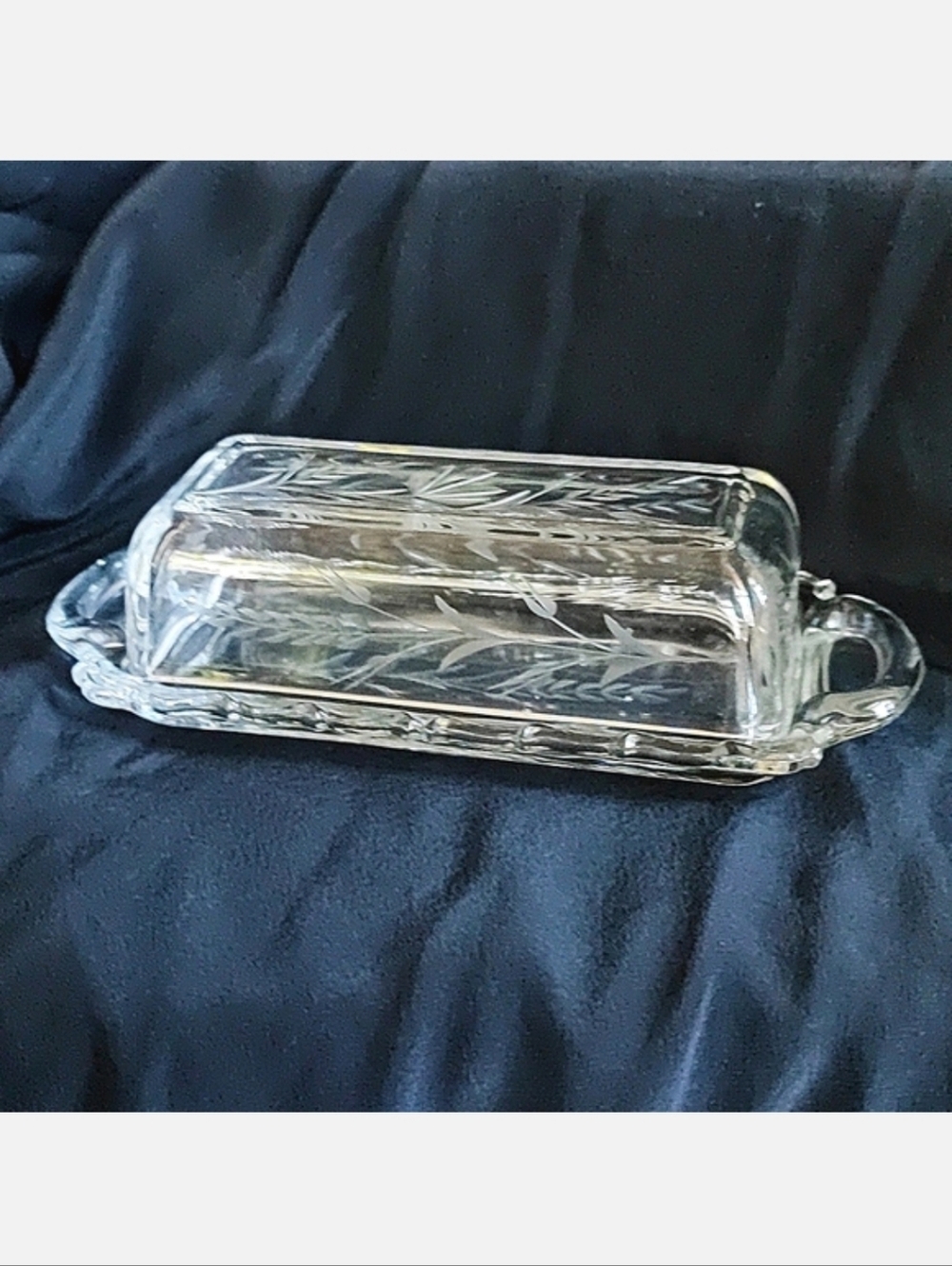 Vintage Wheat Etched Clear Glass Lidded Covered Butter Dish Laurel Leaf Pattern